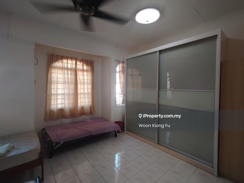 2-storey Terraced House for Sale in Seremban 3, Rasah by Vincent Fu - Bedroom - iProperty.com.my