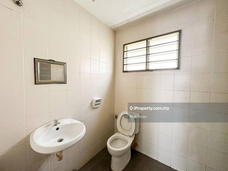 Rumah Berangkai 2 Tingkat untuk Dijual di Alam Nusantara, Setia Alam oleh Mat Noor - iProperty.com.my