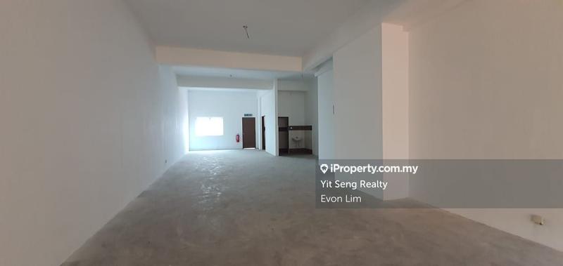 For Rent - {Ground Floor} Shop Boulevard Business Park Jalan Kuching