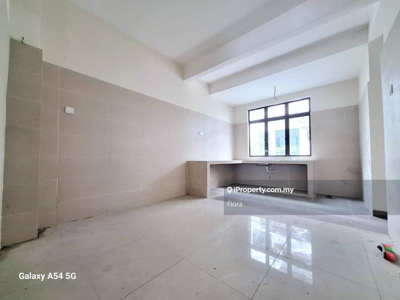 2-storey Terraced House for Sale in Puchong Lakeside, Puchong by Flora - iProperty.com.my