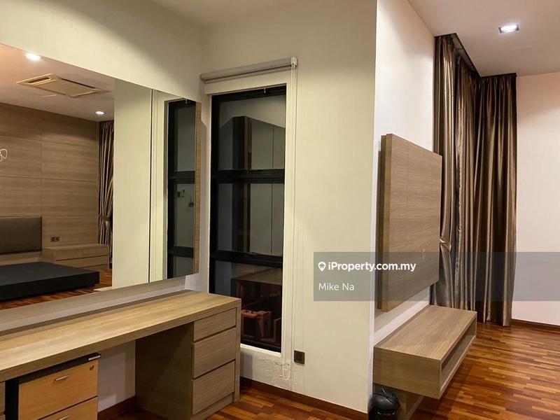 Rumah Berkembar untuk Disewa di Twin Palms, Bandar Sungai Long oleh Mike Na - iProperty.com.my