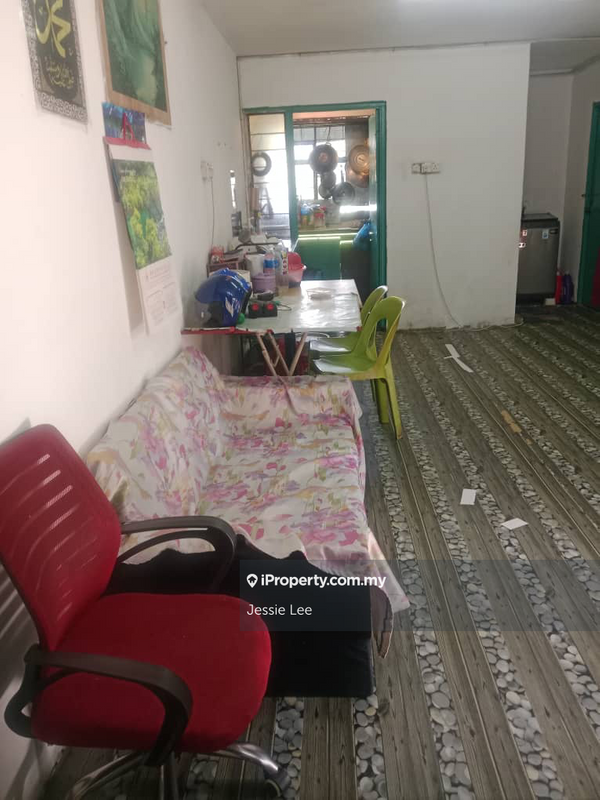 For Sale - Taman Pelangi