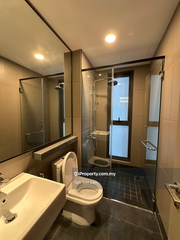 Service Residence for Sale in Bloomsvale Menara Vista Petaling by Teh Siet Lim - iProperty.com.my