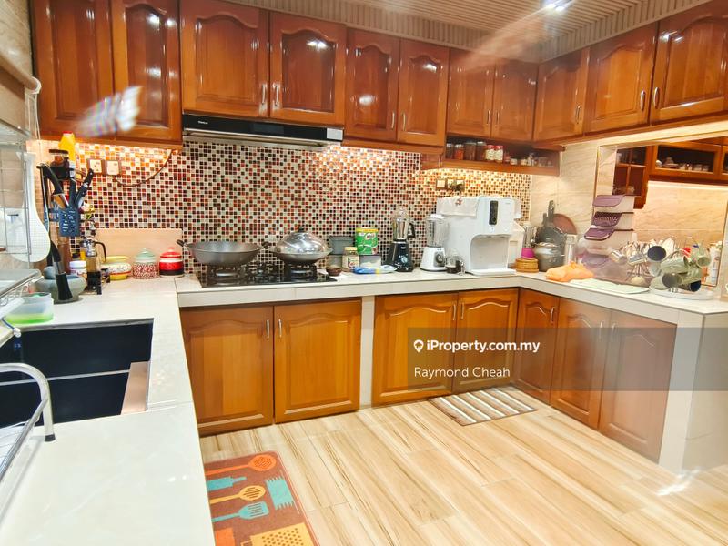 Rumah Berangkai 2 Tingkat untuk Dijual di Kota Kemuning, Shah Alam oleh Raymond Cheah - iProperty.com.my