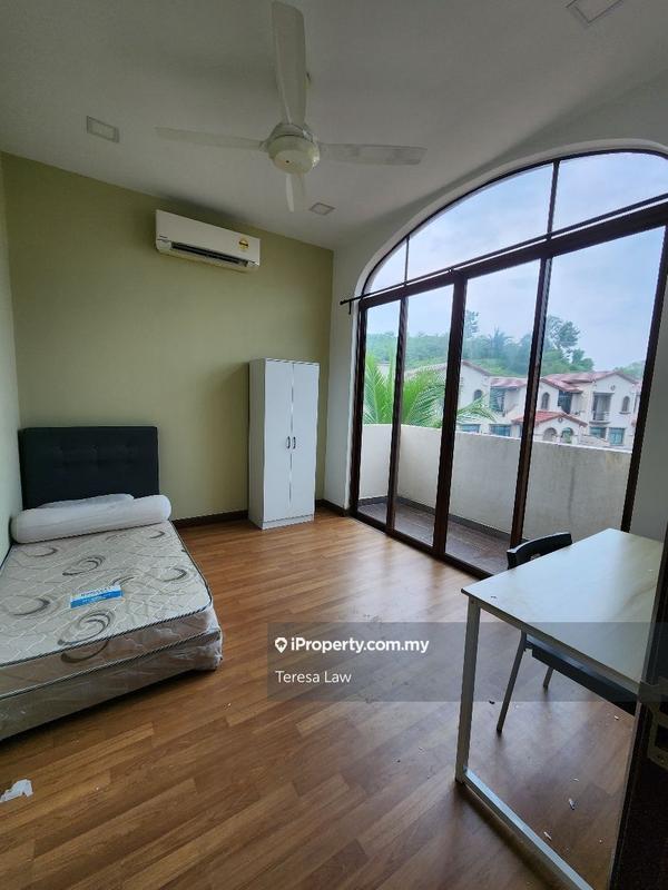 Rumah Berangkai 2.5 Tingkat untuk Disewa di Diamond city, Semenyih oleh Teresa Law - iProperty.com.my