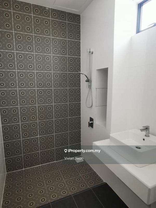 Semi-Detached House for Sale in Bandar Puncak Alam, Puncak Alam by Vivian Yeoh - iProperty.com.my