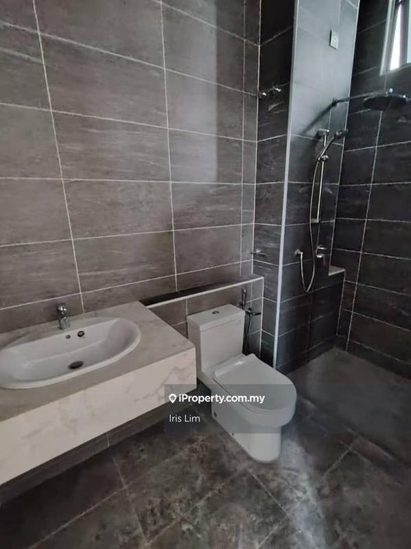 Rumah Berkembar untuk Dijual di Taman Nusa Sentral, Iskandar Puteri (Nusajaya) oleh Iris Lim - iProperty.com.my