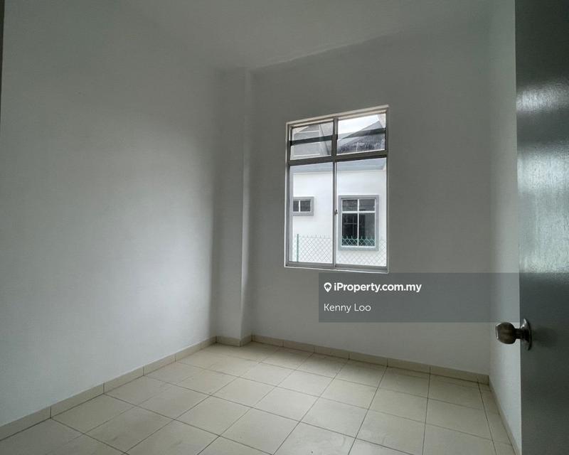 Rumah Berkembar untuk Dijual di Beserah, Kuantan oleh Kenny Loo - iProperty.com.my