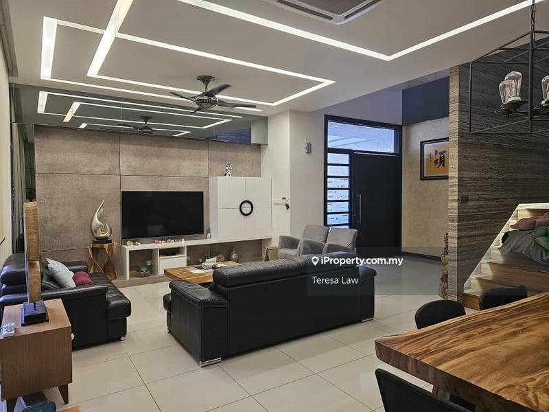 Rumah Berkembar untuk Dijual di Taman Equine, Seri Kembangan oleh Teresa Law - iProperty.com.my