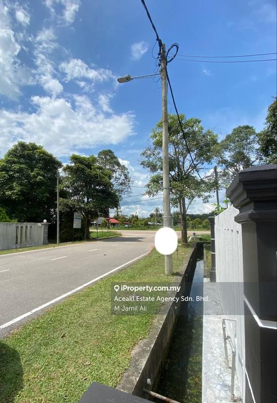 Semi-Detached House for Sale in Bukit Gambir, Grisek by M Jamil Ali - iProperty.com.my