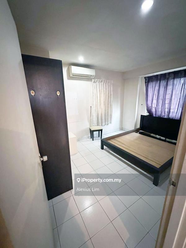 Pangsapuri untuk Dijual di Danga View Apartment oleh Alexius Lim - iProperty.com.my