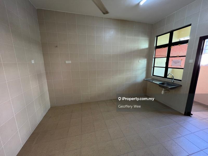 Rumah Berangkai 2 Tingkat untuk Dijual di Taman Angsa Mas, Durian Tunggal oleh Geoffery Wee - iProperty.com.my