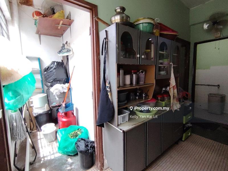 Shop / Office for Sale in Pandan Jaya, Ampang by Kelly Yan Kai Lit - iProperty.com.my