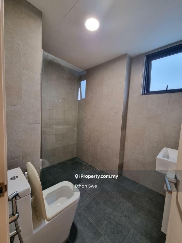 Service Residence for Sale in East Parc @ Manjalara by Ethan Swe - Bathroom - iProperty.com.my