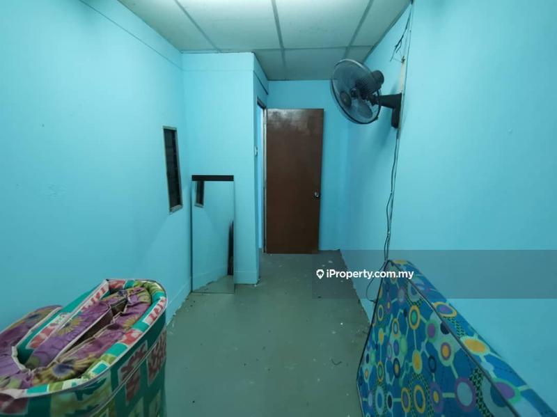 Townhouse for Rent in Taman Sri Gombak Staff Hostel, Batu Caves by Jason Phuah - iProperty.com.my