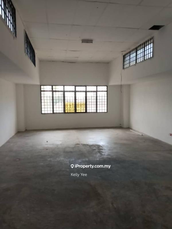 For Rent - Second Floor Shoplot @ Pusat Perniagaan Alma for Rent