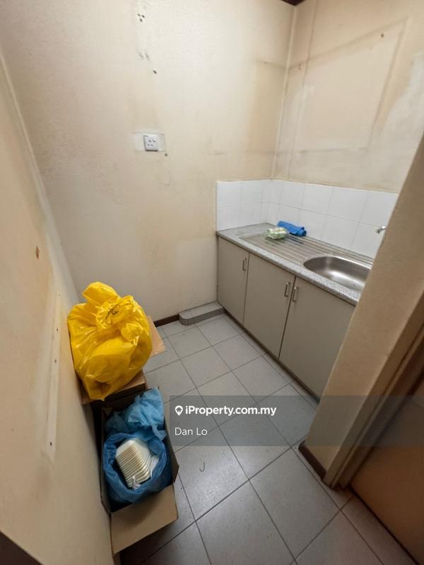 Pejabat untuk Dijual di KLCC, KL City Centre oleh Dan Lo - iProperty.com.my