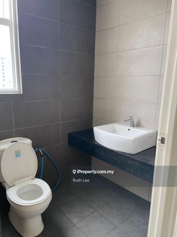Condominium for Sale in D'Zone Condominium by Ruth Lee - iProperty.com.my