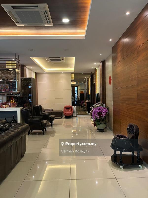 Bungalow House for Sale in Taman Sains Selangor, Kota Damansara by Carmen Roselyn - iProperty.com.my