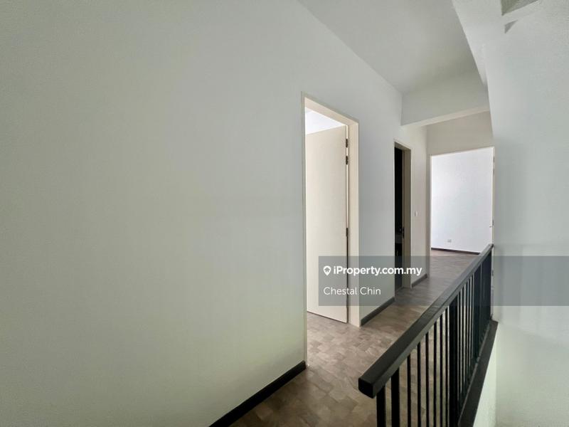 Rumah Bandar untuk Dijual di Taman Bukit Serdang, Seri Kembangan oleh Chestal Chin - iProperty.com.my