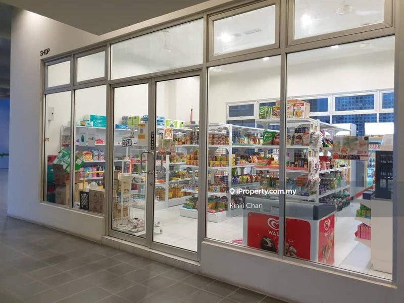 Service Residence for Sale in Maxim Residences by Kinki Chan - iProperty.com.my