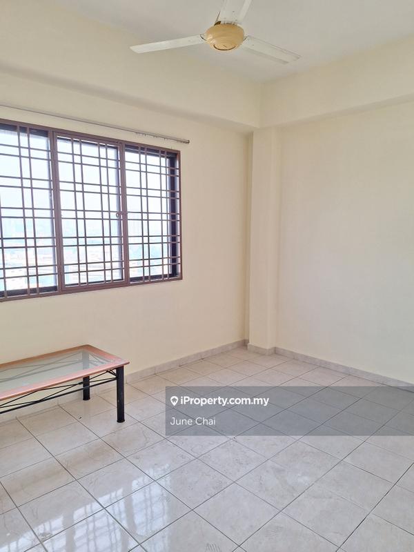 Service Residence for Sale in Villa Mutiara @ Mutiara Kompleks by June Chai - iProperty.com.my