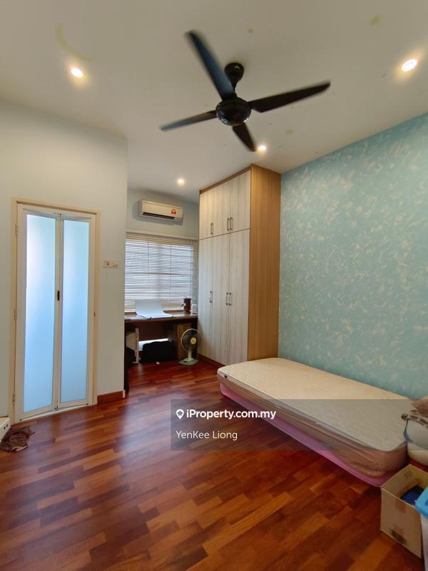 Townhouse for Sale in 16 Sierra, Puchong by YenKee Liong - iProperty.com.my