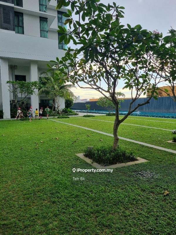 For Sale - Zehn Bukit Pantai