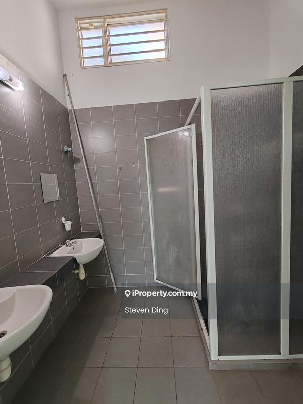 Rumah Teres 2-Tingkat untuk Dijual di Setia Indah, Setia Alam oleh Steven Ding - Bathroom - iProperty.com.my
