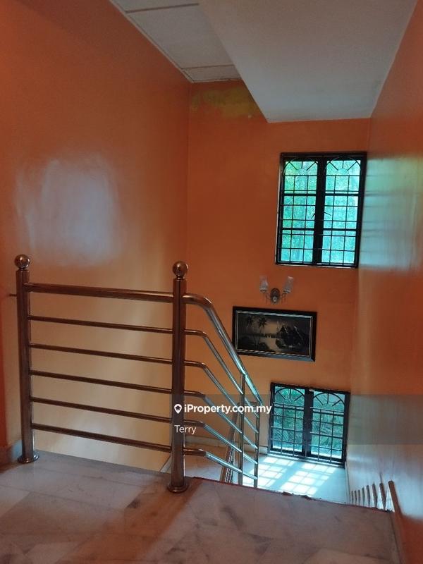 Rumah Berangkai 2 Tingkat untuk Dijual di Taman Subang Mewah, Subang Jaya oleh Terry - iProperty.com.my