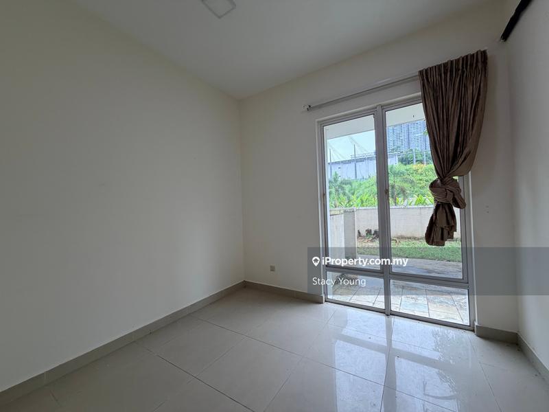 2.5-storey Terraced House for Sale in Duta Tropika, Batu by Stacy Young - iProperty.com.my