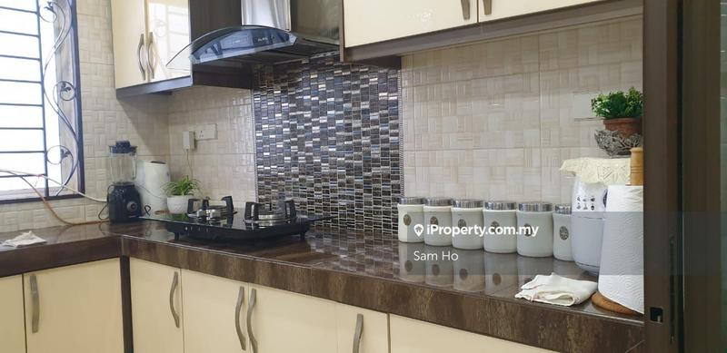 Rumah Teres 3-Tingkat untuk Dijual di USJ Heights, Subang Jaya oleh Sam Ho - iProperty.com.my