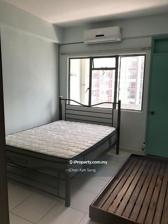 Apartment for Sale in Crescent Court by Chen Kah Seng - iProperty.com.my