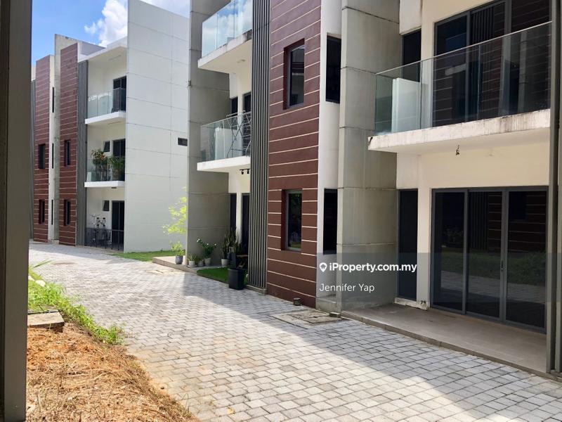Townhouse for Sale in Sutera Damansara, Damansara Damai by Jennifer Yap - iProperty.com.my