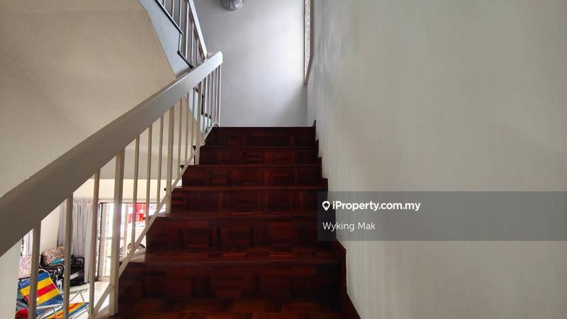Rumah Berkembar untuk Dijual di Taman Desa Semi-D, Jalan Desa Mesra, Taman Desa oleh Wyking Mak - iProperty.com.my
