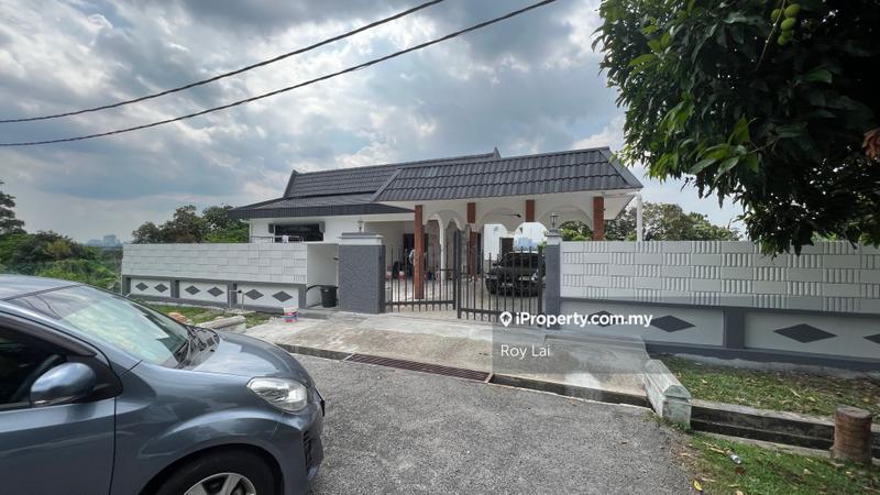 Banglo Komersial untuk Disewa di Taman Desa Ros Bungalow Taman Intan Commercial, Kajang oleh Roy Lai - iProperty.com.my