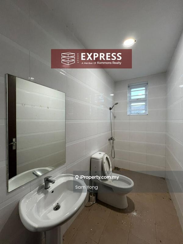 Bungalow House for Sale in Lutong, Miri by Sam Yong - Bathroom - iProperty.com.my