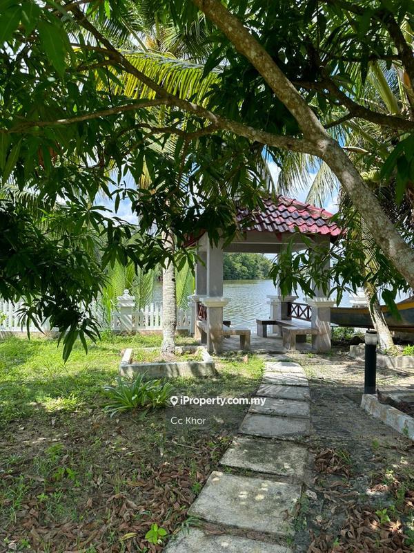 Bungalow House for Sale in Kuala Ibai, Kuala Terengganu by CC Khor - iProperty.com.my