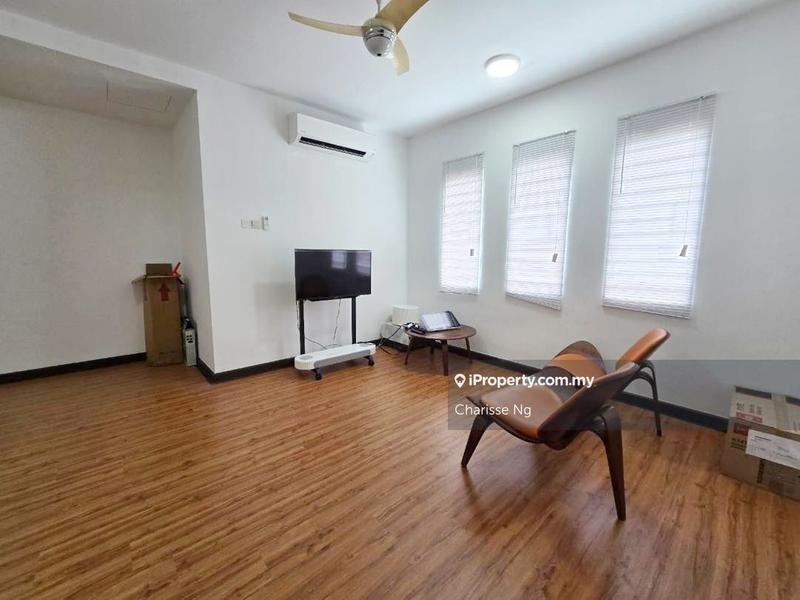 Rumah Berkembar untuk Dijual di Taming Mutiara, Bandar Sungai Long oleh Charisse Ng - iProperty.com.my
