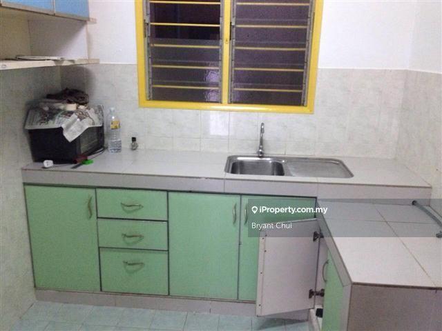 For Rent - Arena Green