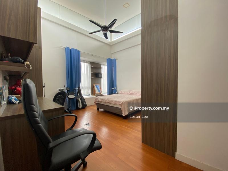 Bungalow House for Sale in Petaling Jaya, Selangor by Lester Lee - iProperty.com.my