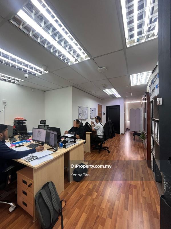 Shop / Office untuk Disewa di Taipan Business Centre, Subang Jaya oleh Kenny Tan - iProperty.com.my