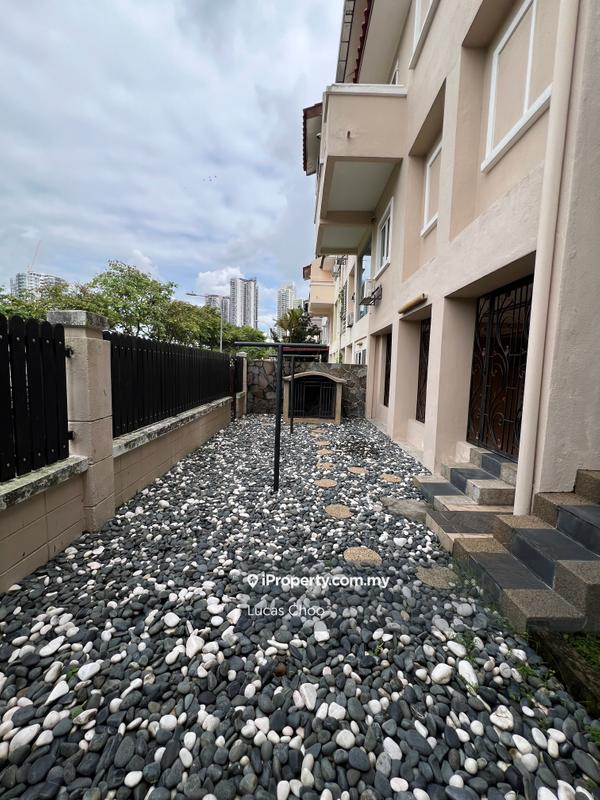 Rumah Berangkai 3.5 Tingkat untuk Dijual di Taman Bukit Wangsamas, Wangsa Maju oleh Lucas Choo - iProperty.com.my