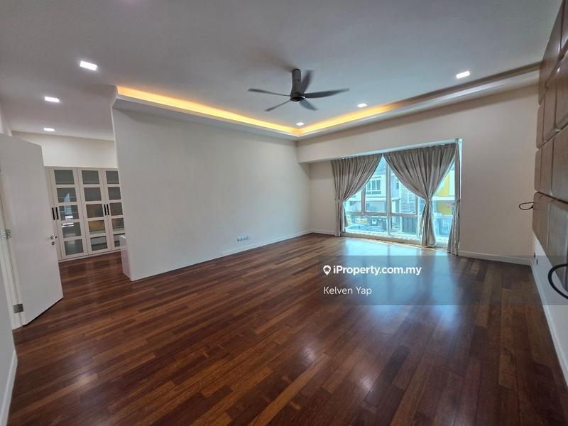 Rumah Berkembar untuk Dijual di Ambang Botanic 2, Klang oleh Kelven Yap - iProperty.com.my