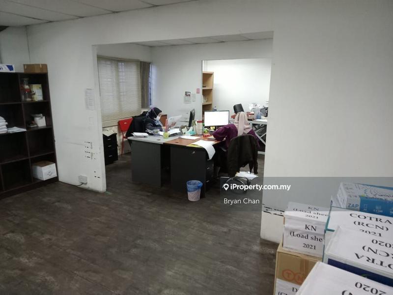 Warehouse for Sale in Taman Perindustrian Subang, Subang Jaya by Bryan Chan - iProperty.com.my