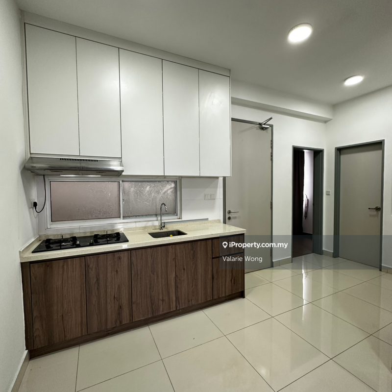 Service Residence for Rent in Pinnacle Sri Petaling by Valarie Wong - iProperty.com.my