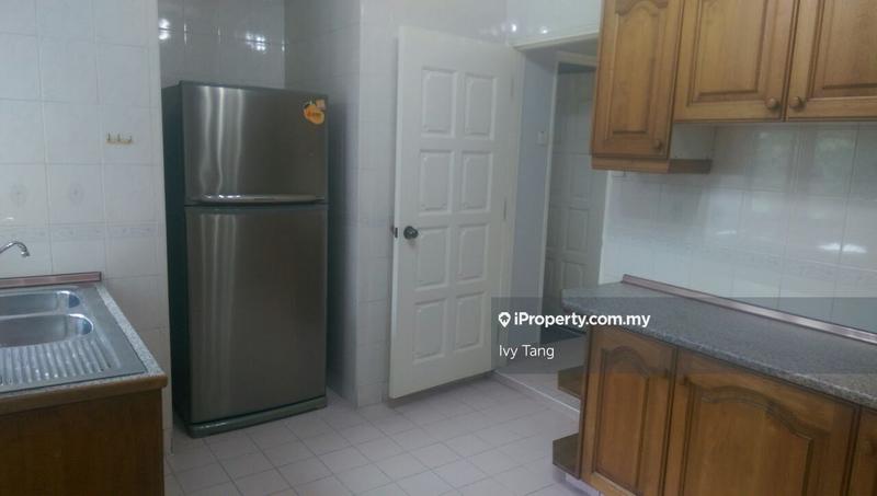 Condominium for Sale in The Club by Ivy Tang - iProperty.com.my