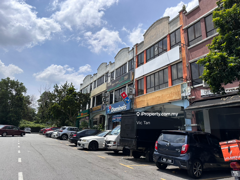 For Sale - 3 Storey Shoplot, Taman Damai Utama, Puchong, BK6