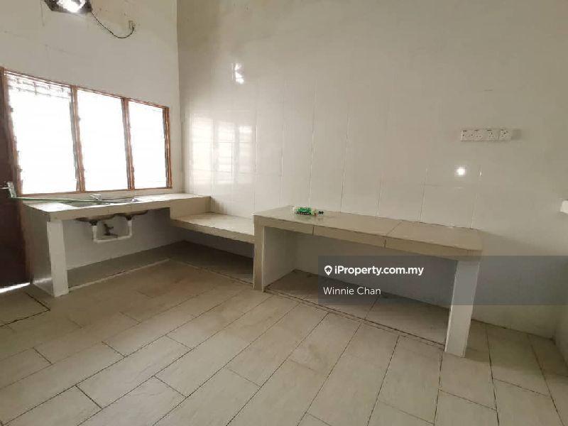 Shop for Sale in Taman Rasi Jaya, Menglembu by Winnie Chan - iProperty.com.my