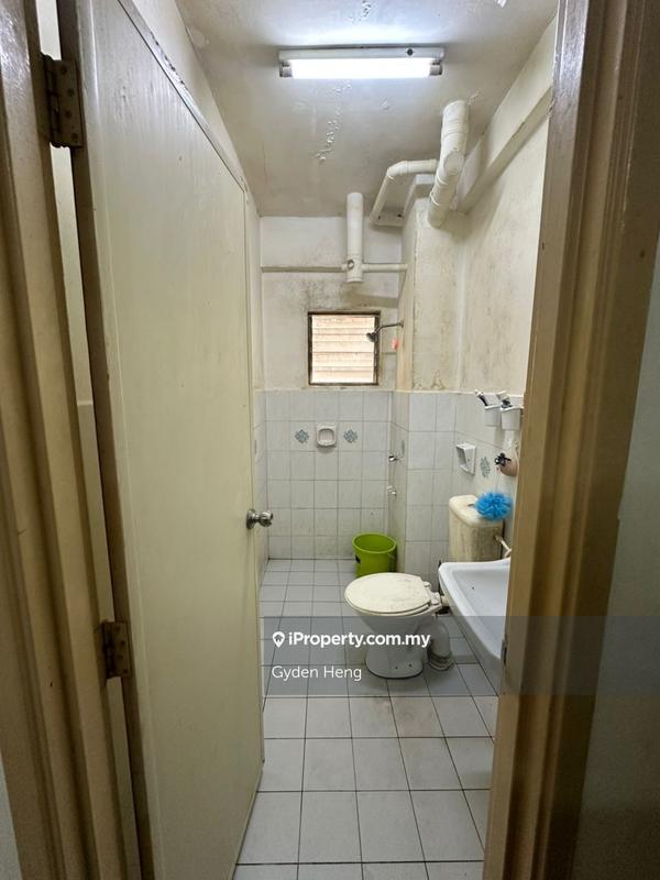 Apartment for Sale in Vista Seri Alam by Gyden Heng - iProperty.com.my